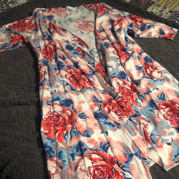 LuLaRoe Sweaters - LuLaRoe Shirley